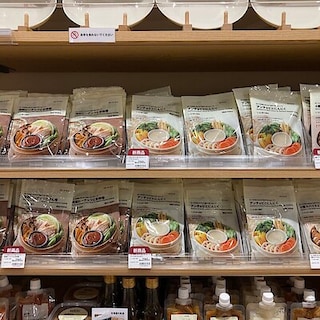 【ジョイフルタウン釧路】新商品　せいろ料理と合わせてあたためて食べるソースのご紹介