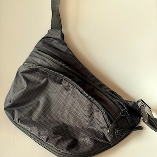 【佐伯】撥水　リップストップ　ミニショルダーバッグが想像以上に使いやすかった！