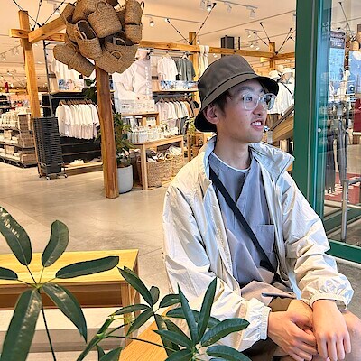 【かんらショッピングパーク】　身長180㎝