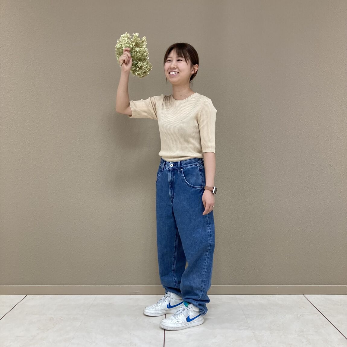 01