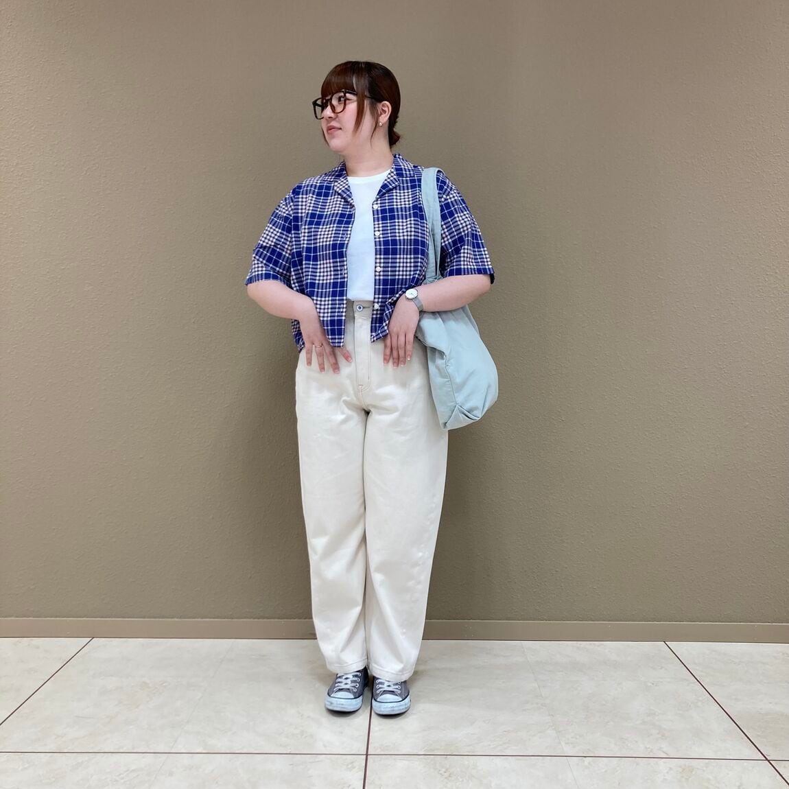 01