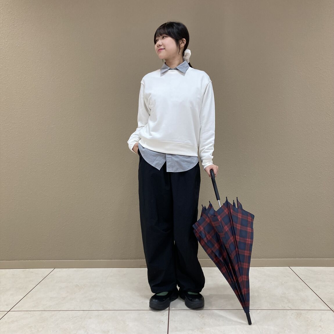01