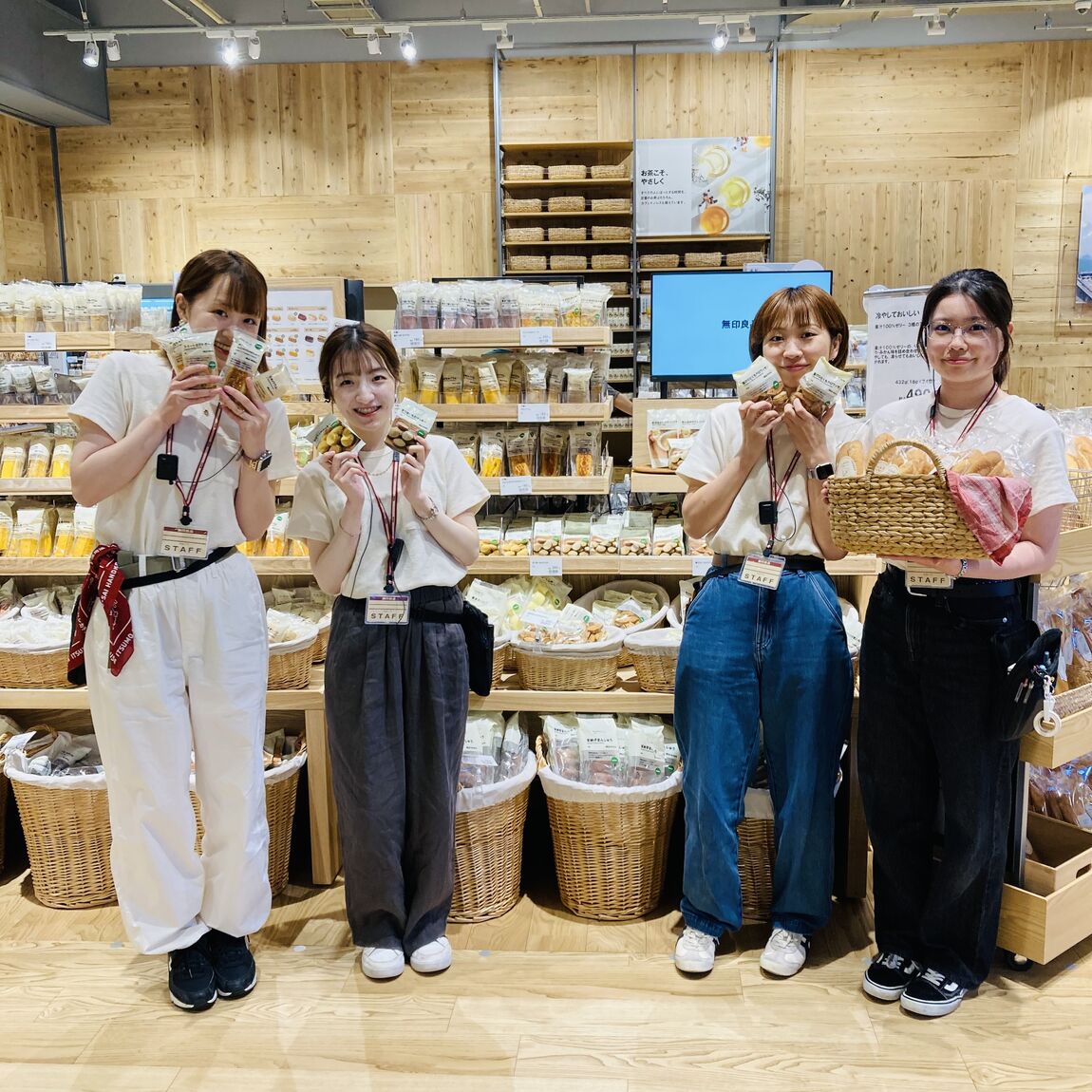 食品スタッフ