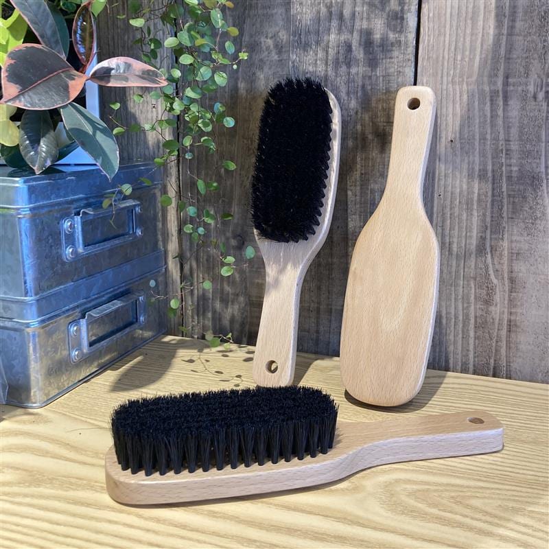 ブナ材洋服ブラシ