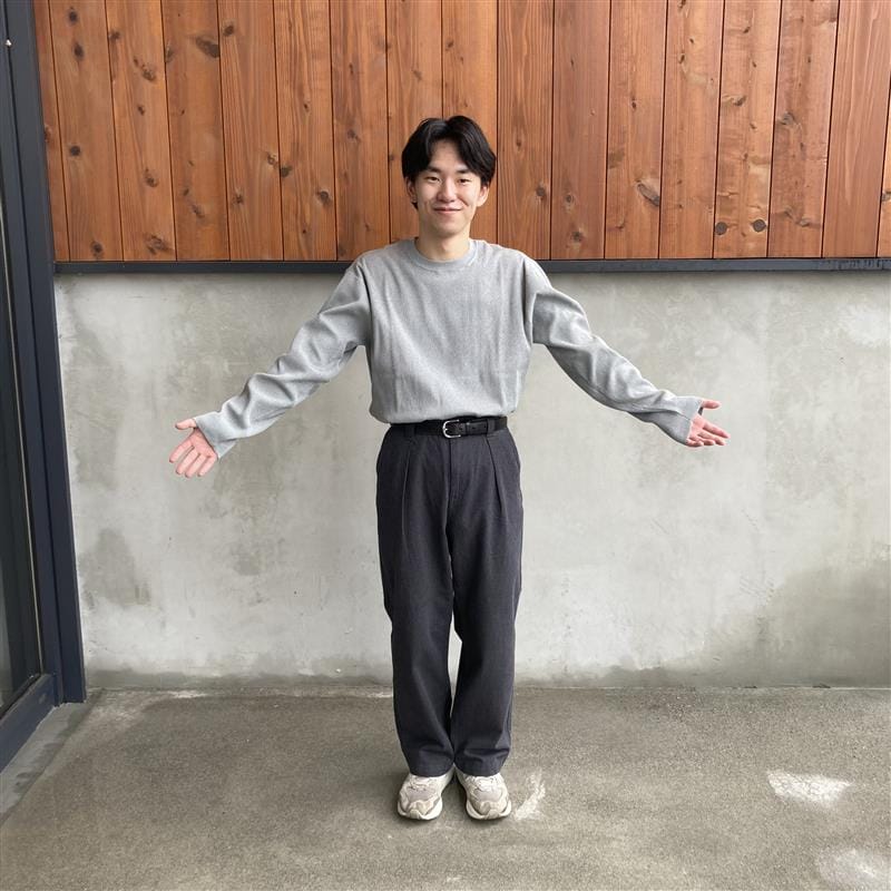 素材に還るリブ編み長袖ニットＴシャツ