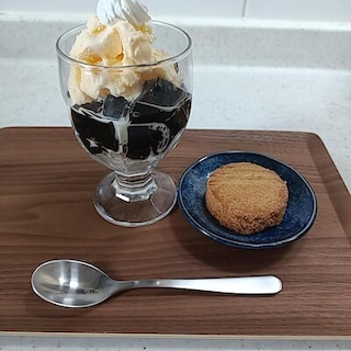 オリジナルブレンドコーヒーゼリーを使って、美味しいデザートに