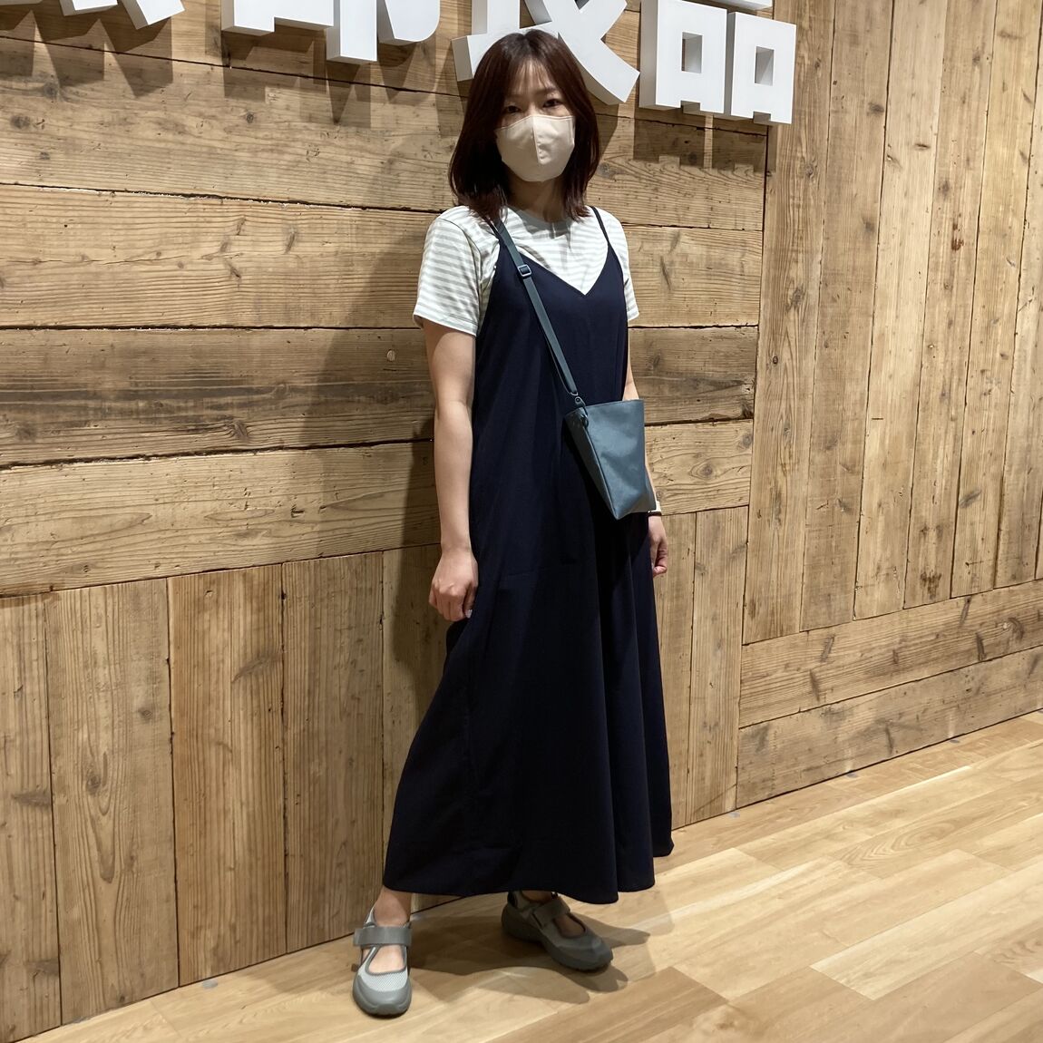 婦人スタッフコーデ