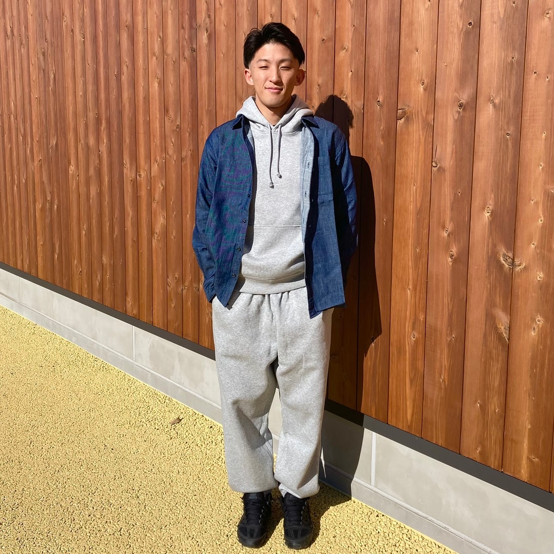 友部スクエアのスタッフスナップ 全身