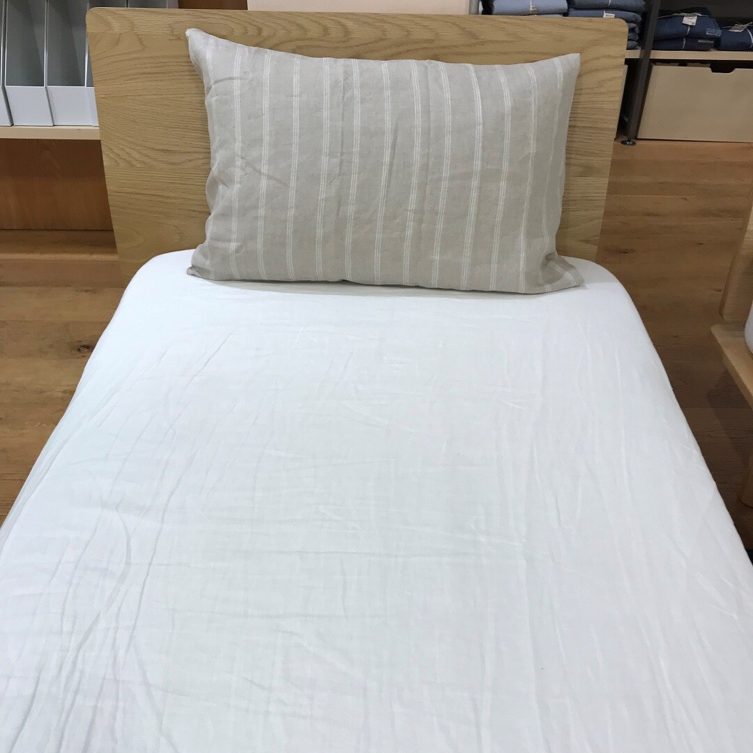 キービジュアル画像：麻と眠る