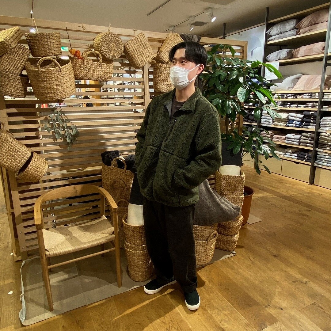メイン