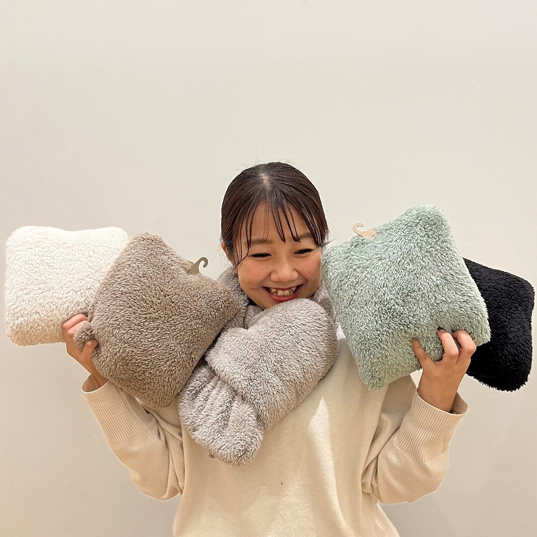 女性が笑っている写真