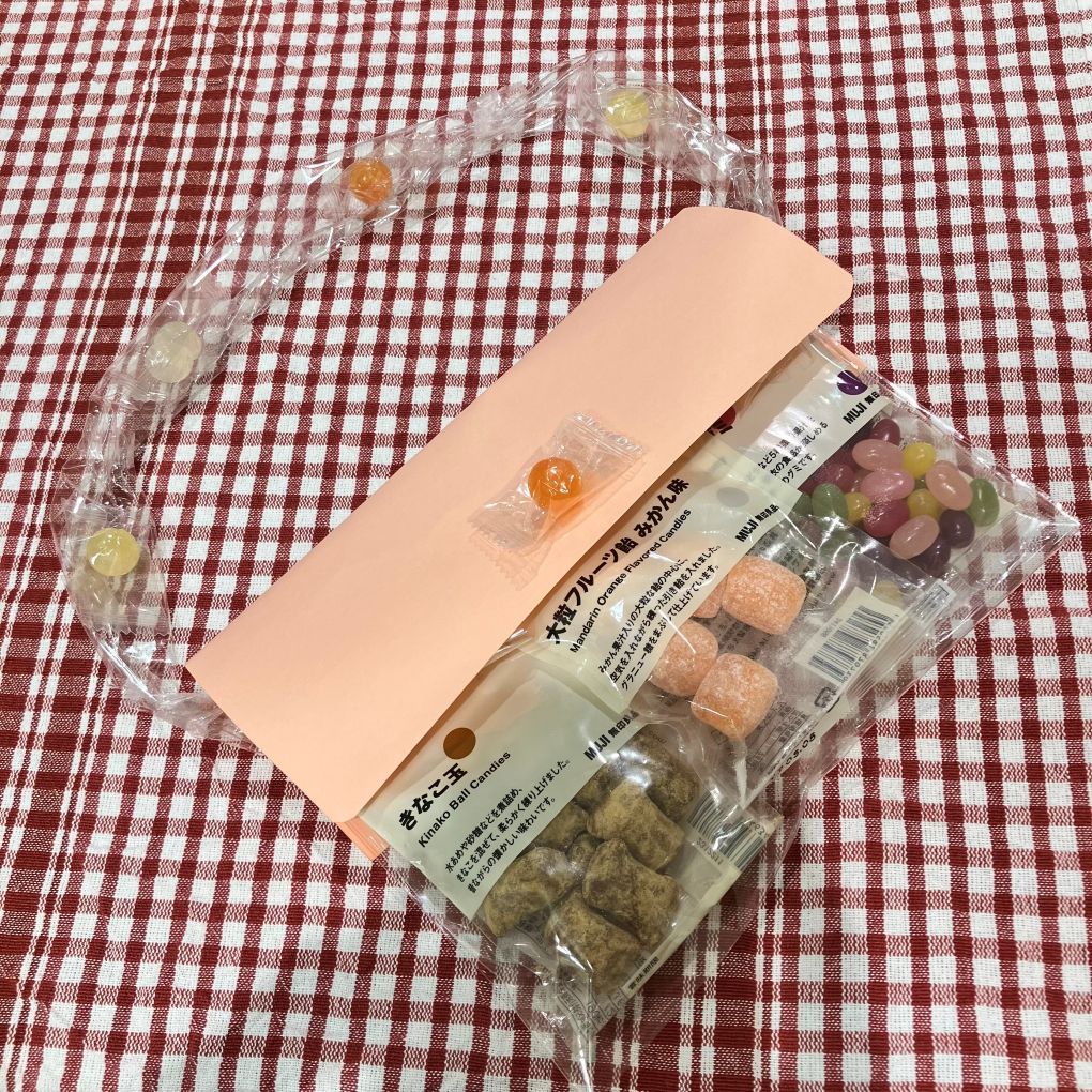 お菓子ポシェット