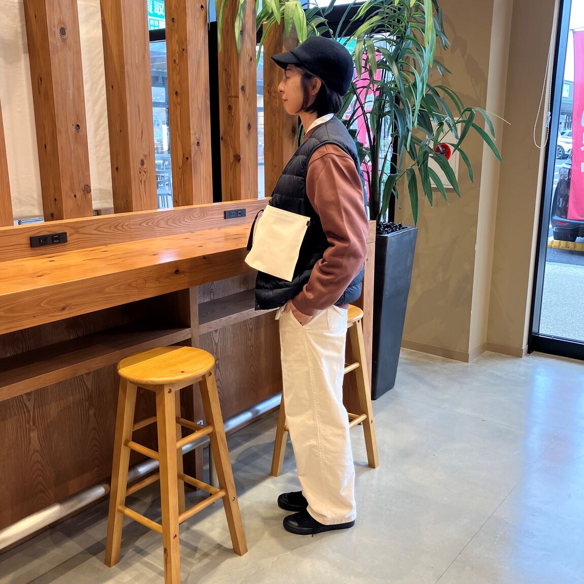 ノーカラーベスト