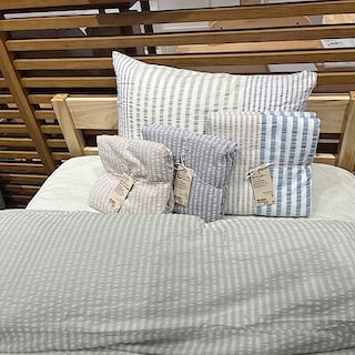 【イオンモール神戸南】サッカー織の寝具で快適な睡眠を！