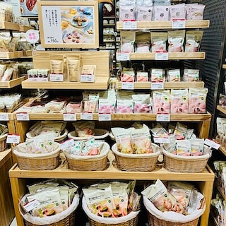 【イオンモール神戸南】ついに春がやってきました！！