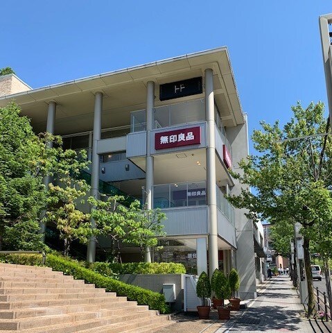 キービジュアル画像：お店のブログをはじめました