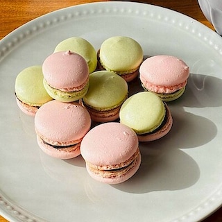 【イオンモール熊本】２色のマカロン