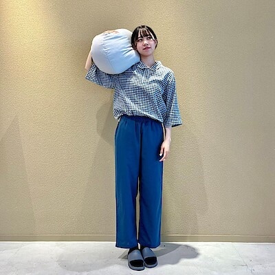 【アミコ東館】　身長171cm