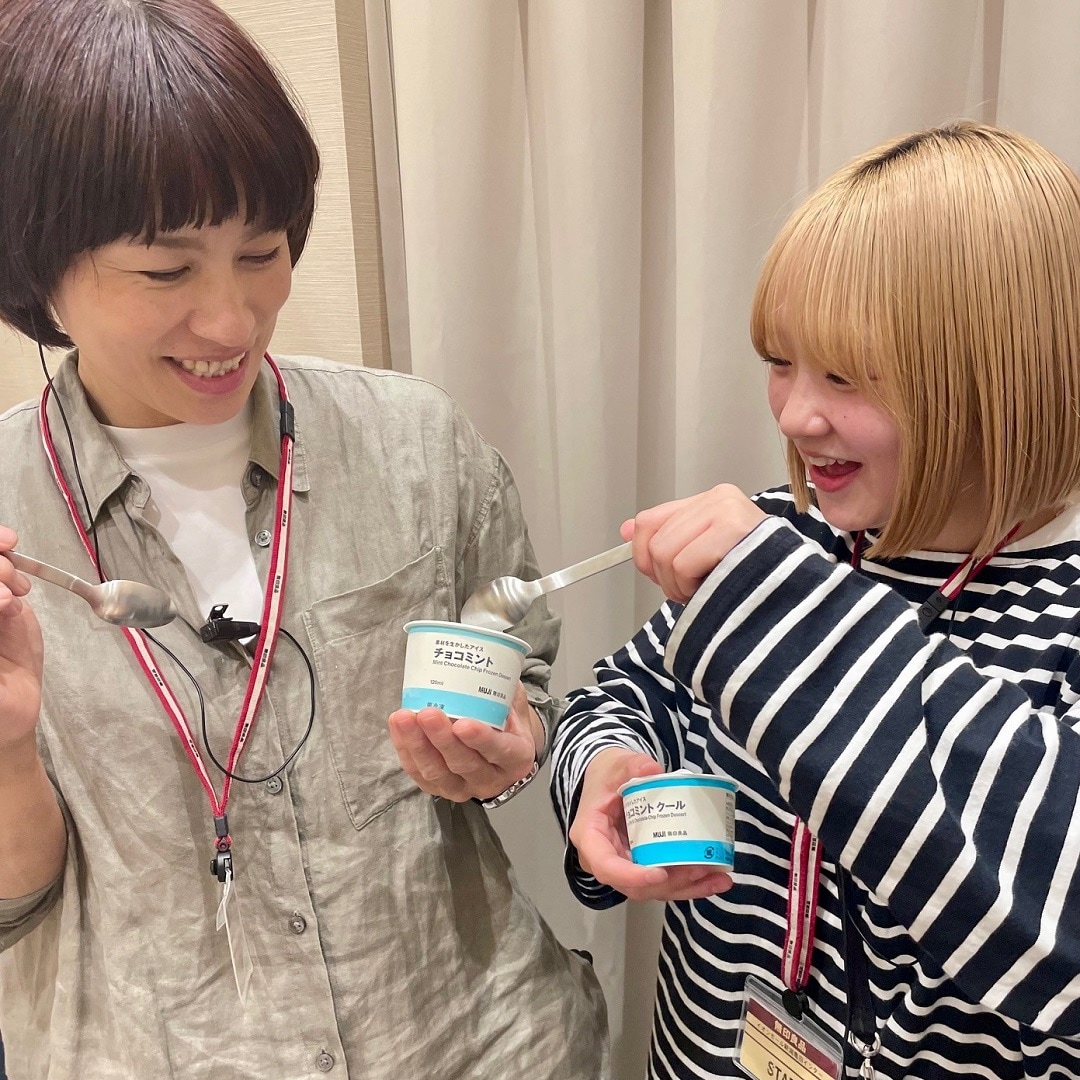 【イオンモール新潟亀田インター】今日はアイスクリームの日。チョコミントアイスの食べ比べをしてみました