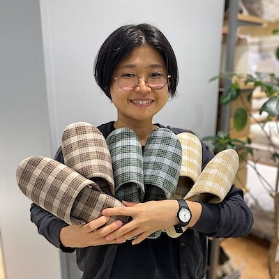【イオンモール新潟亀田インター】明日はお客様感謝デー。やさしい履き心地、綿フランネルスリッパ