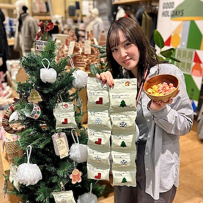 【イオンモール新潟亀田インター】今日はお客さま感謝デー。クリスマスにぴったりな新商品のご紹介です。