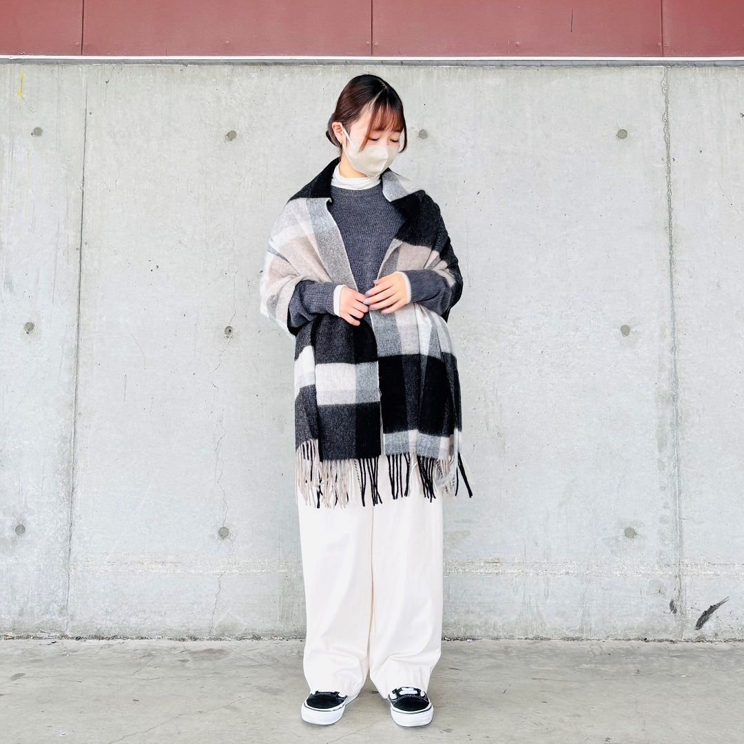 クルーネックセーター