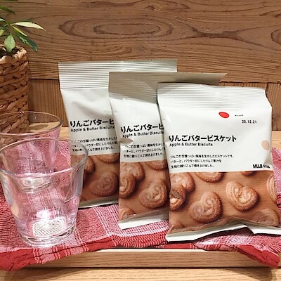 【アピタタウン金沢ベイ】3つ買ってお得!ポチ菓子