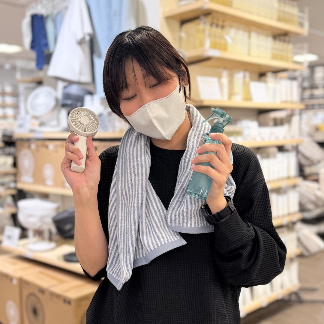 【ラブラ万代】ハンディファン&ひんやりミスト　いつでもひんやり快適に