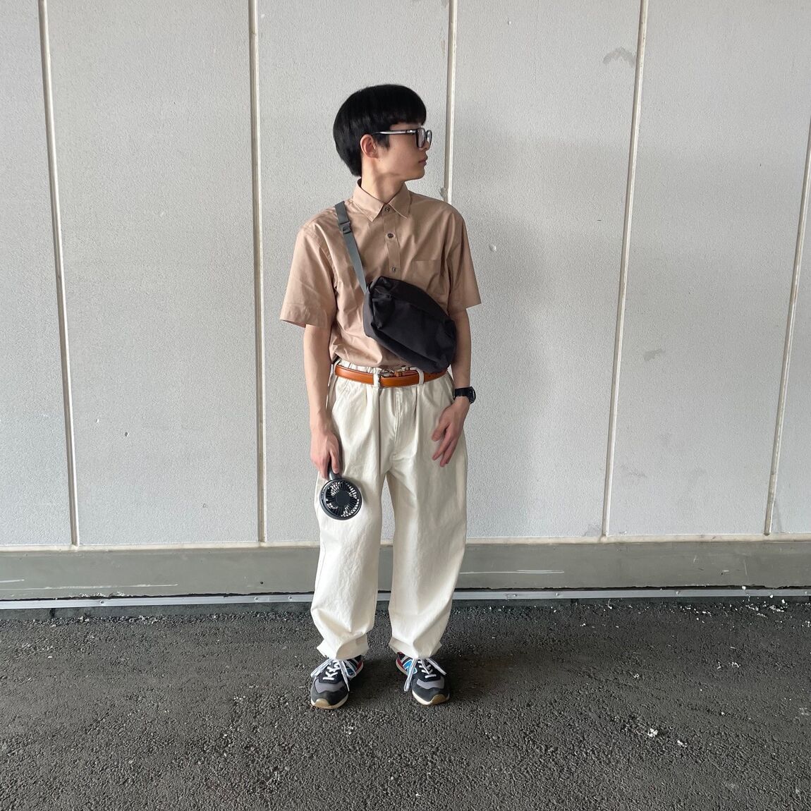 全身横向き
