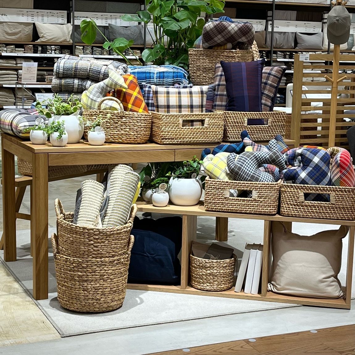 ゆめタウン三豊】マドラスチェックで華やかに｜ 無印良品