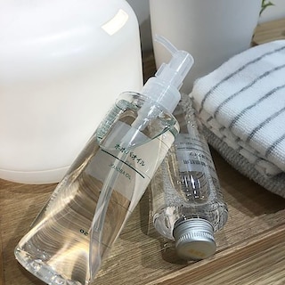 【神戸ハーバーランドumie】乾燥に負けないホホバオイル