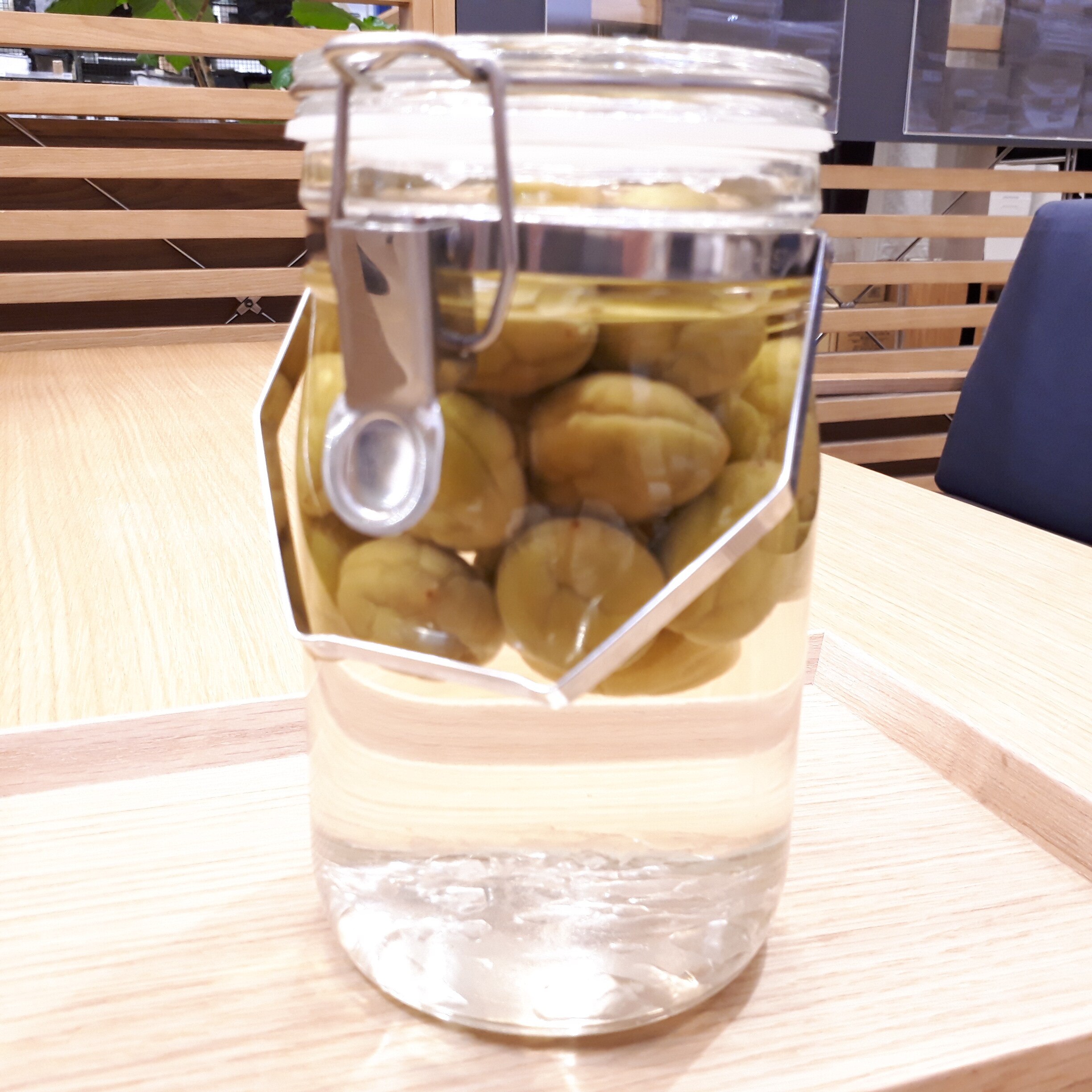 【イオンモール東浦】　　　　果実酒用ビン