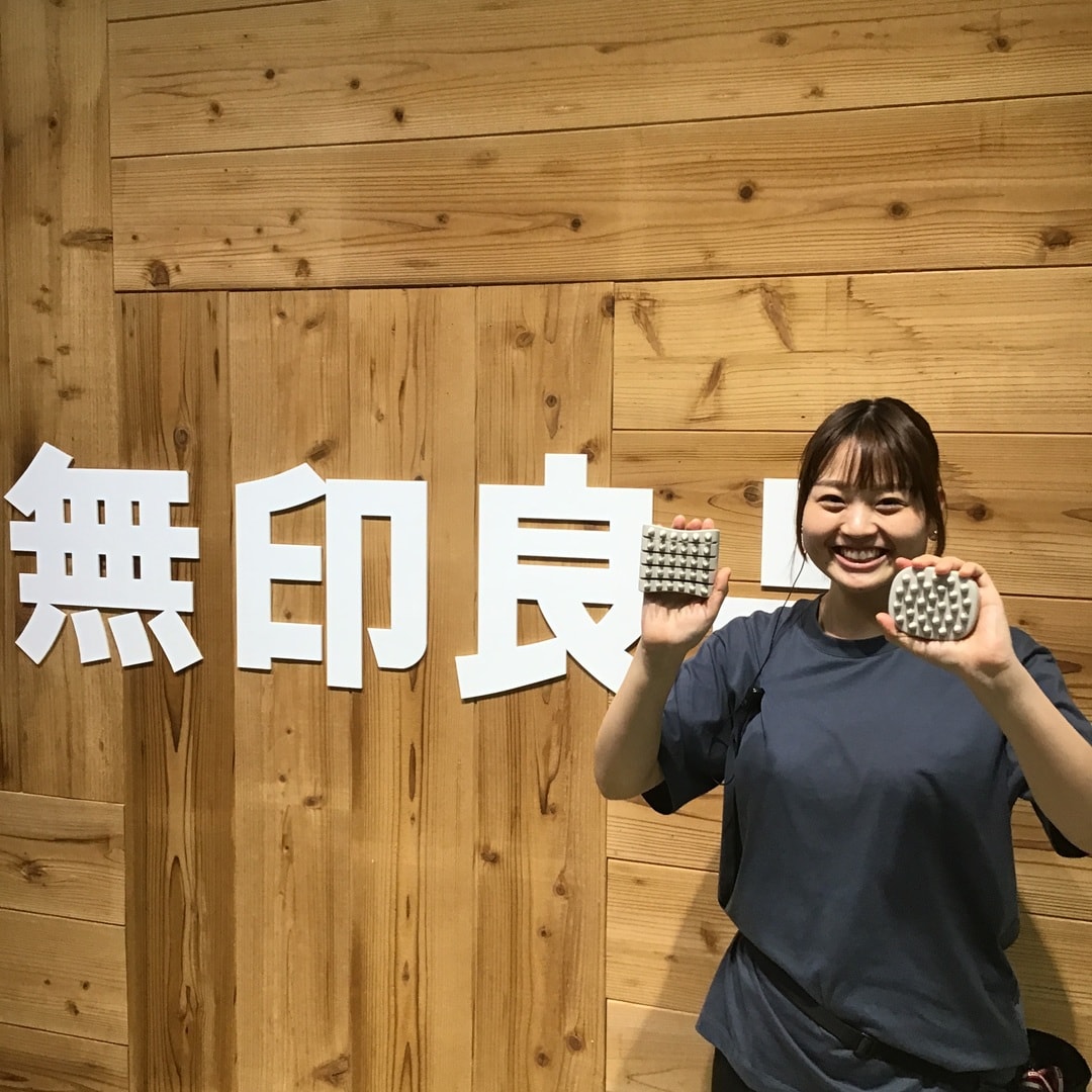 【ゆめタウン山口】SNSで大人気！新商品『頭皮ブラシ』のご紹介_lsaA6w