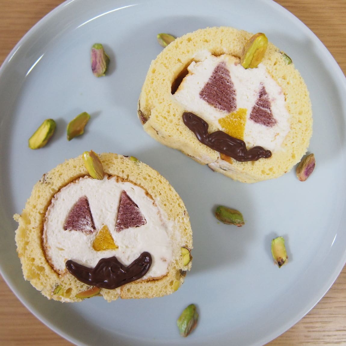 ハロウィンアレンジロールケーキ