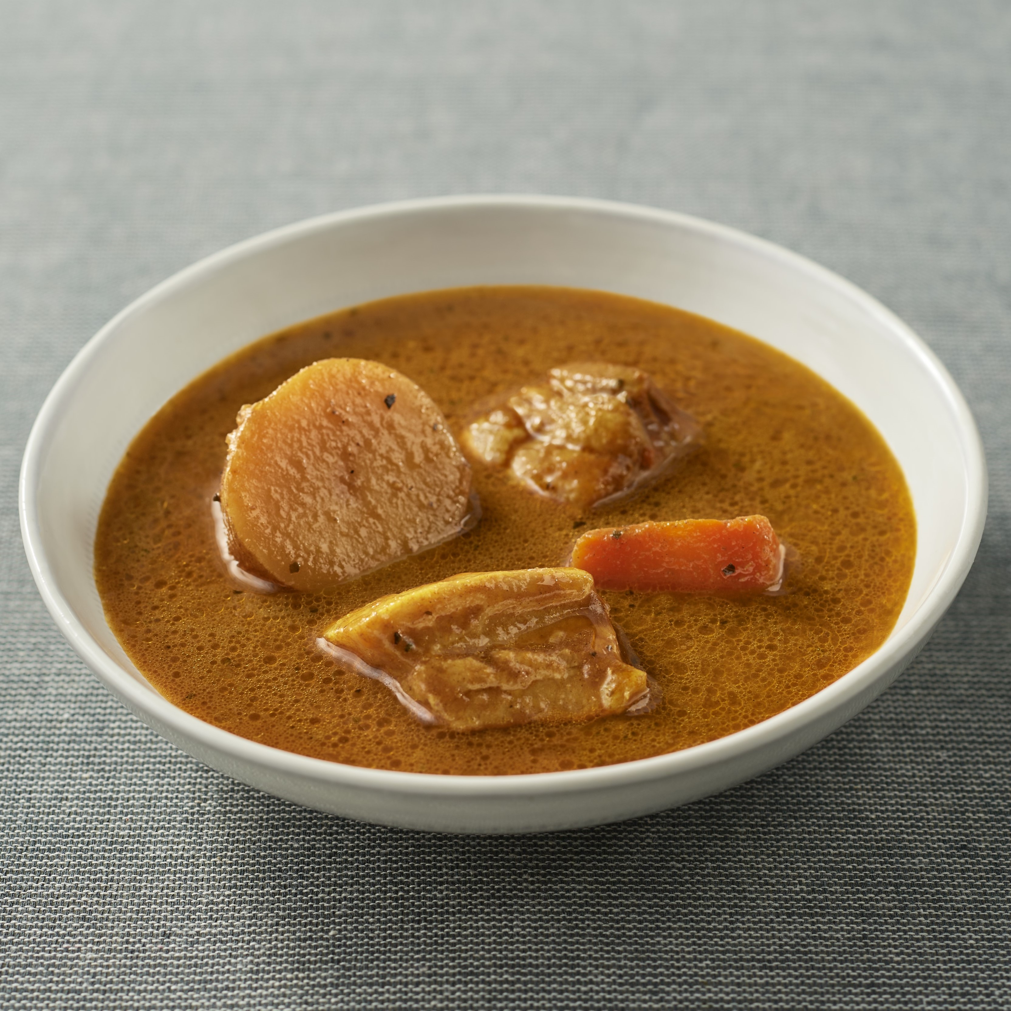 真昆布だしとトマトのスープカレー