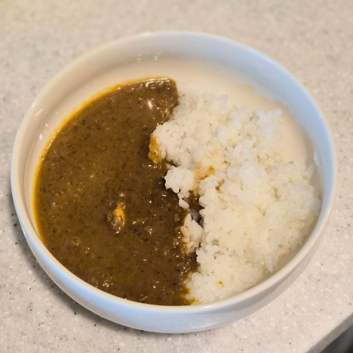 現地に学ぶ　スリランカ　豚肉とタマリンドのスパイシーカレー