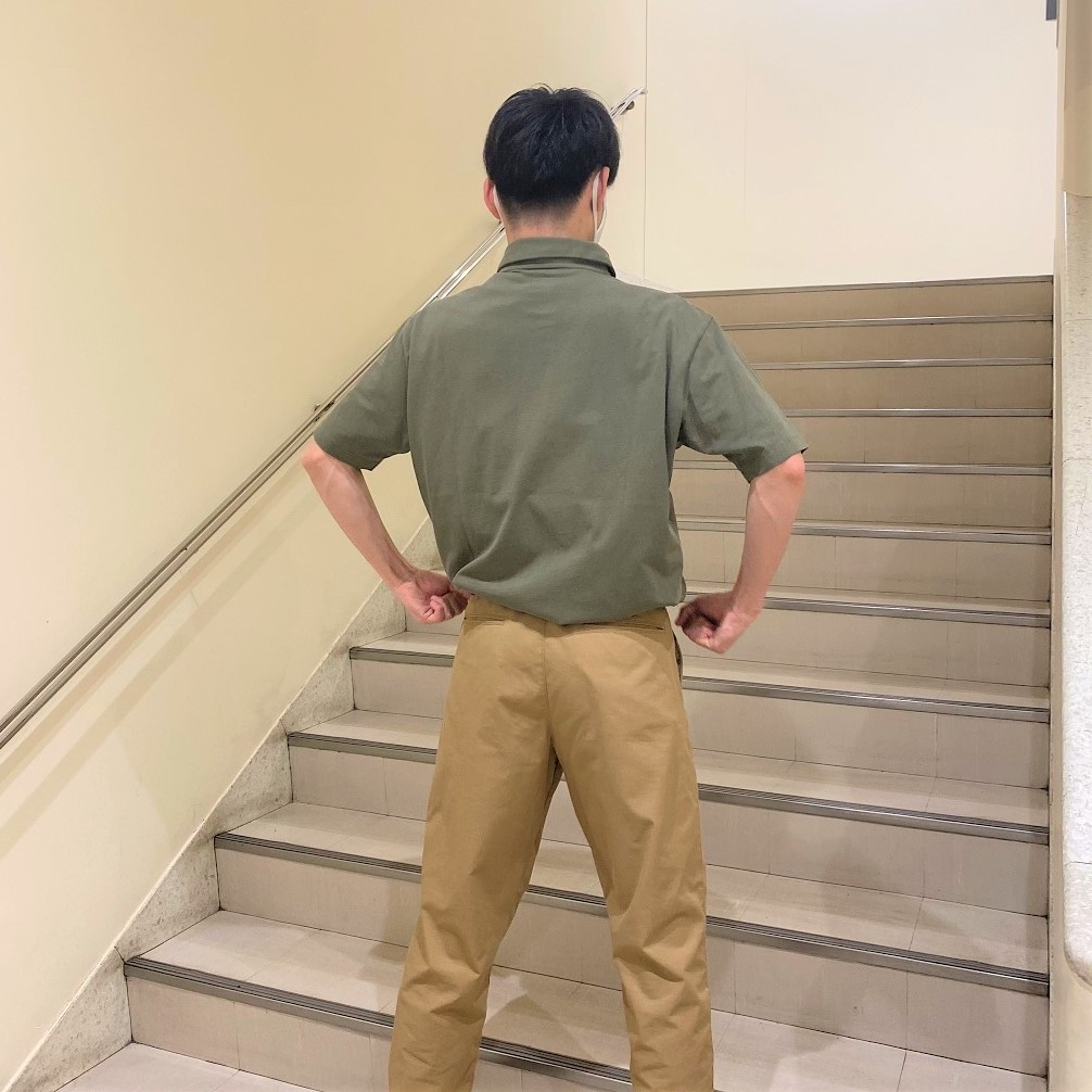 045375ポロ