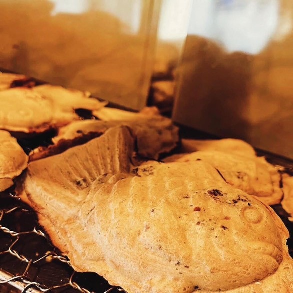 天然たい焼き 愛茶屋②