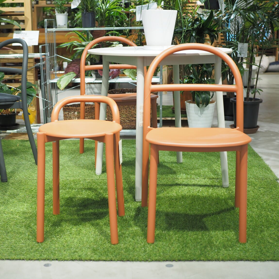 アルミ家具