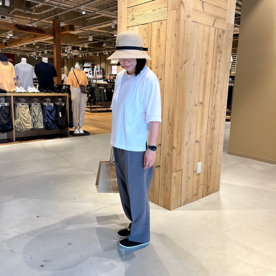 ②