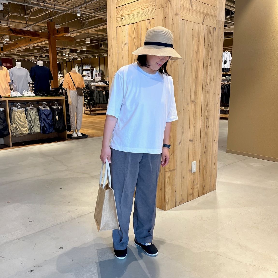 ③