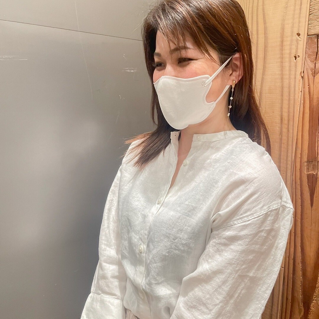 スタッフ女性⑤