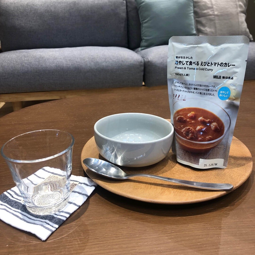 冷やして食べる　エビとトマトのカレー
