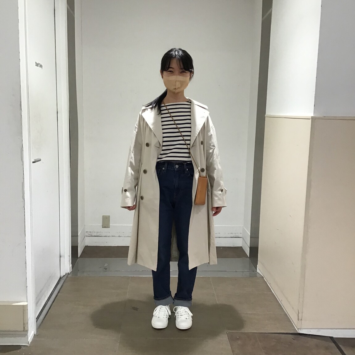 トレンチコート２