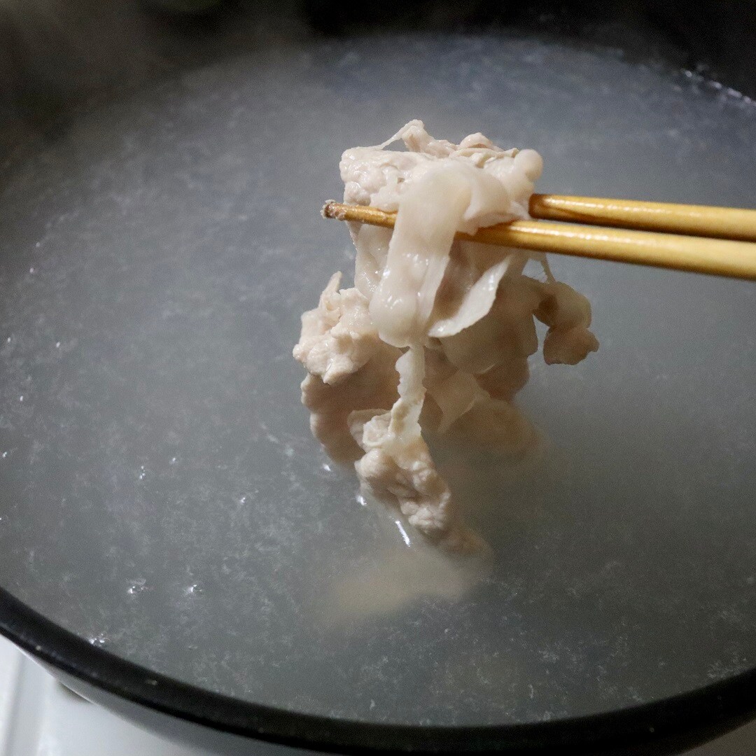 【難波】なすと豚しゃぶのごまポン酢だれ
