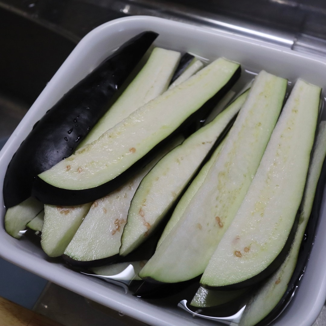 【難波】旨辛なす