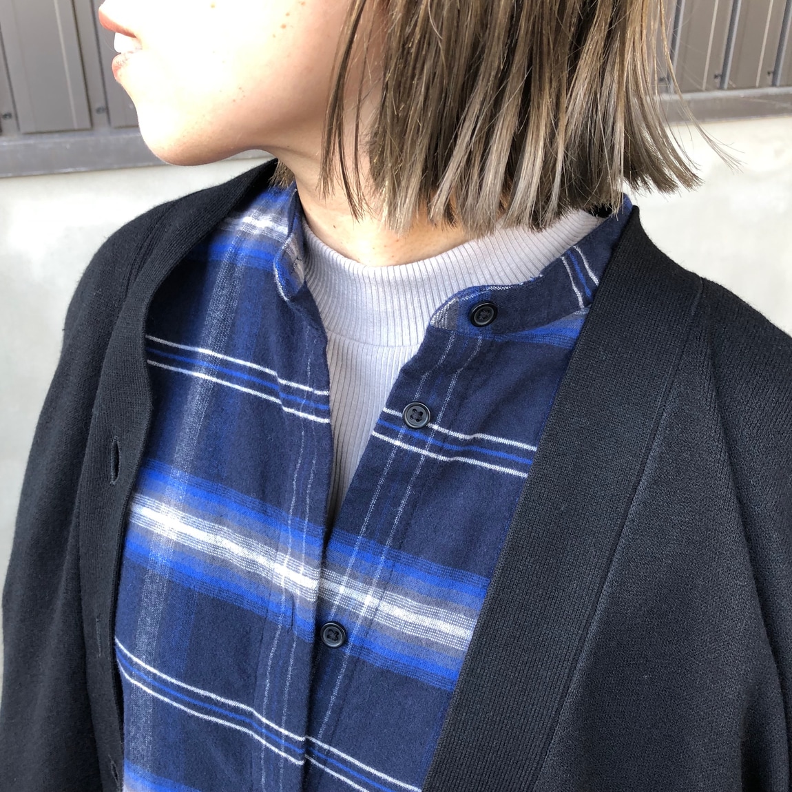 首