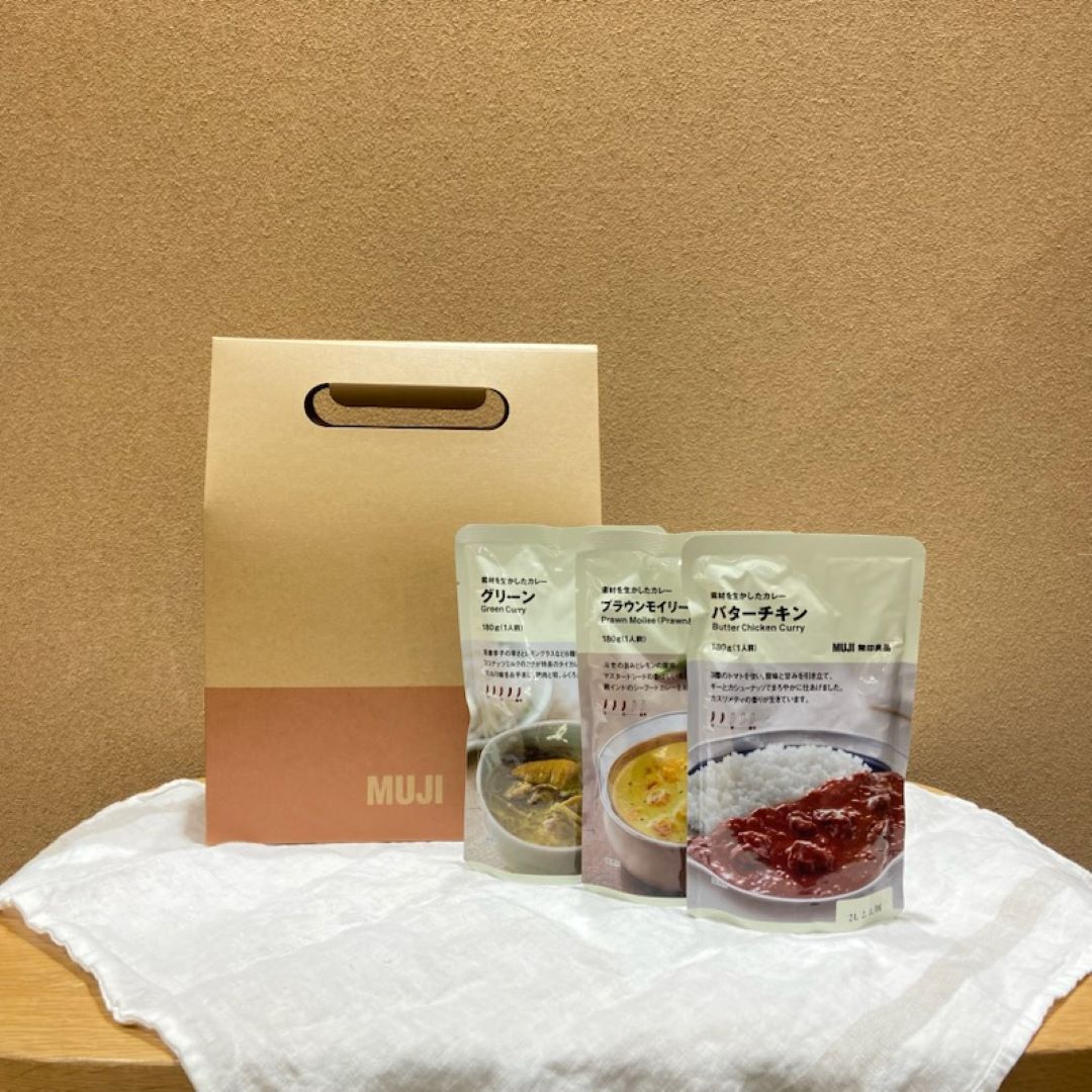 https://contents.muji.com/jp/sites/jp/files/%E3%82%AB%E3%83%AC%E3%83%BC_1.jpg