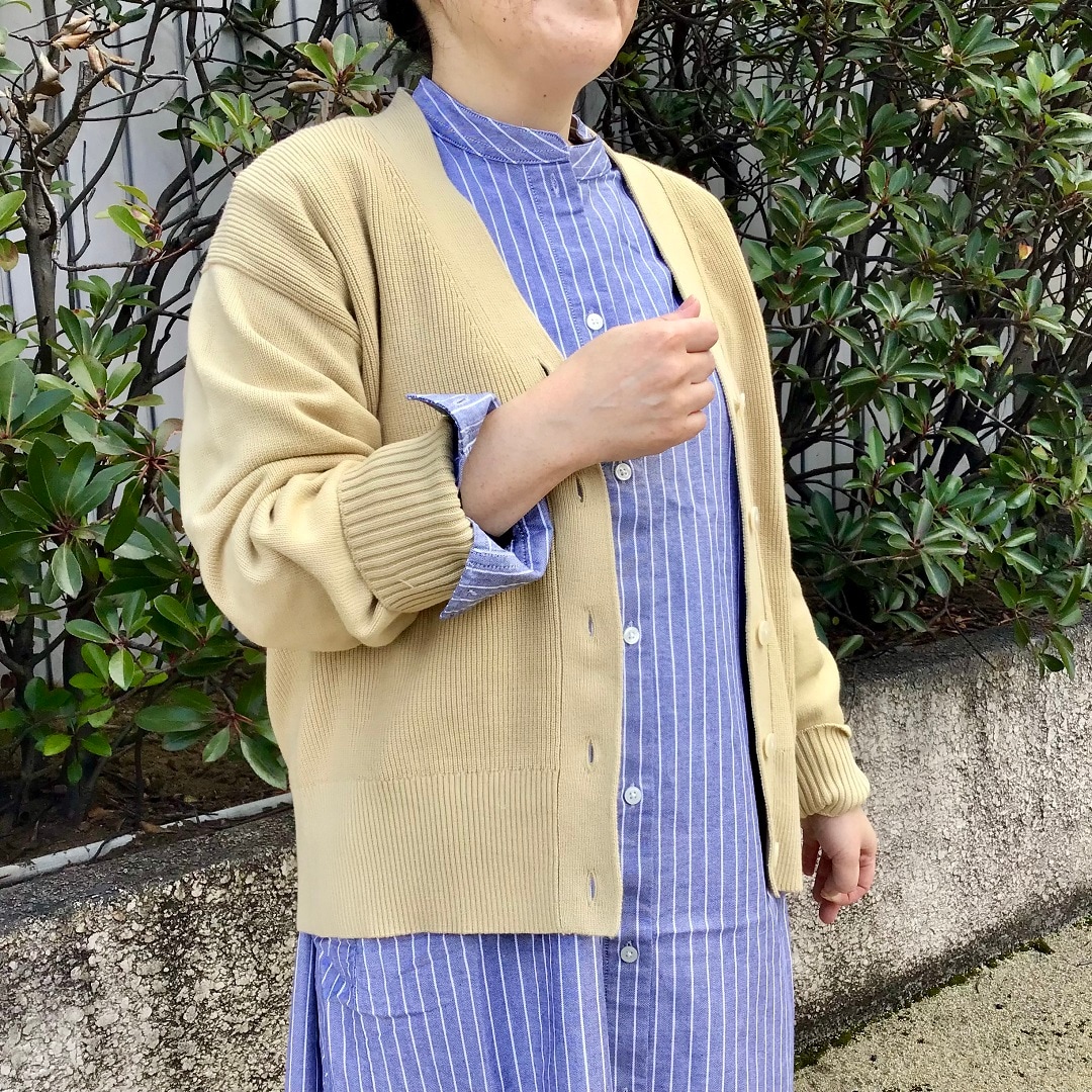シャツ３