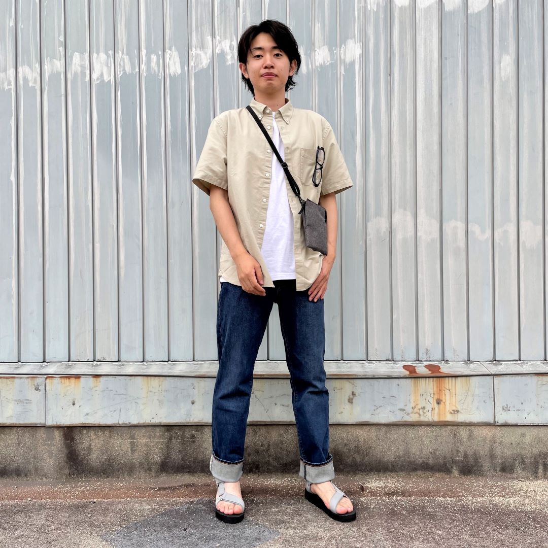 シャツ２
